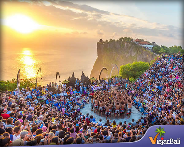 La Danza de Kecak en Uluwatu